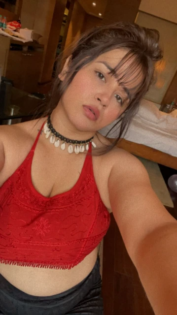 Avni Gurgaon Call Girl