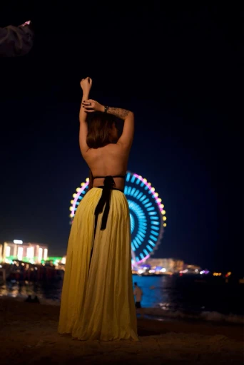 Naina Russian Call Girl